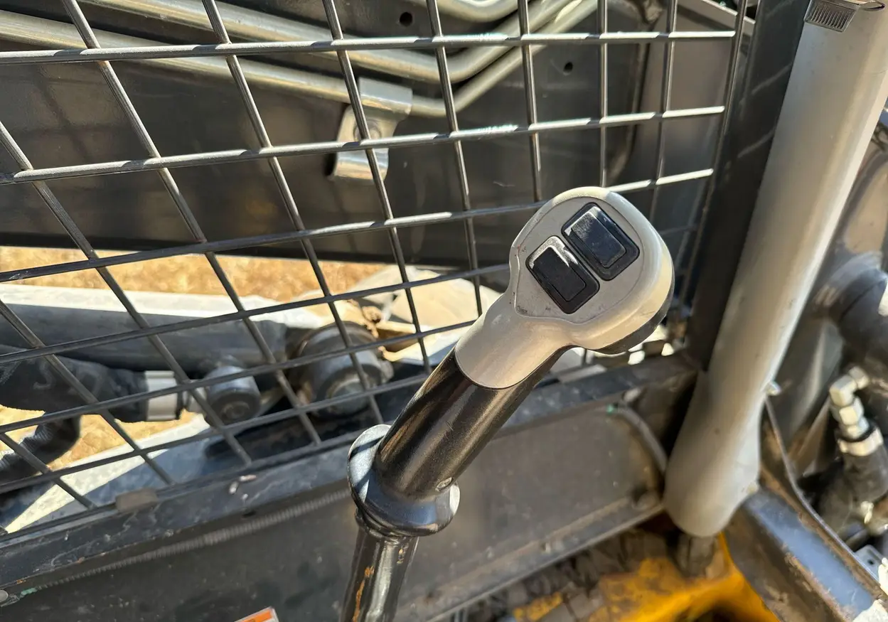 2019 New Holland L228 skid steer loader