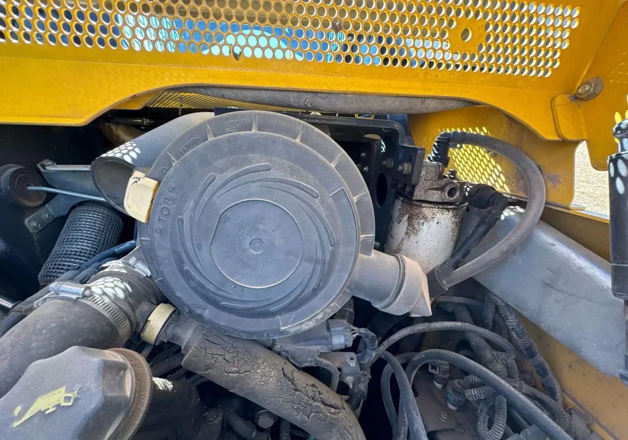 2019 New Holland L228 skid steer loader