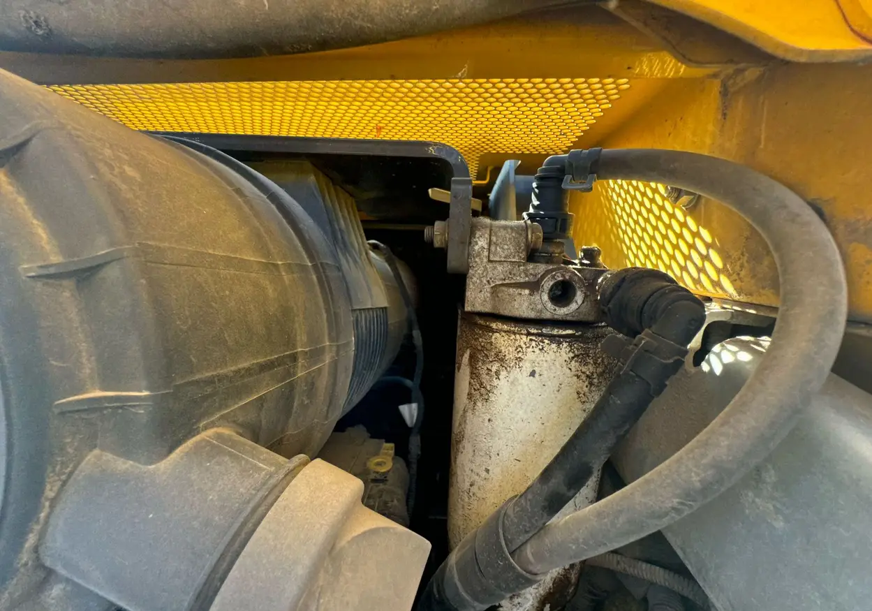 2019 New Holland L228 skid steer loader