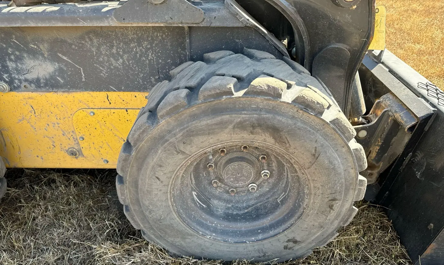 2019 New Holland L228 skid steer loader