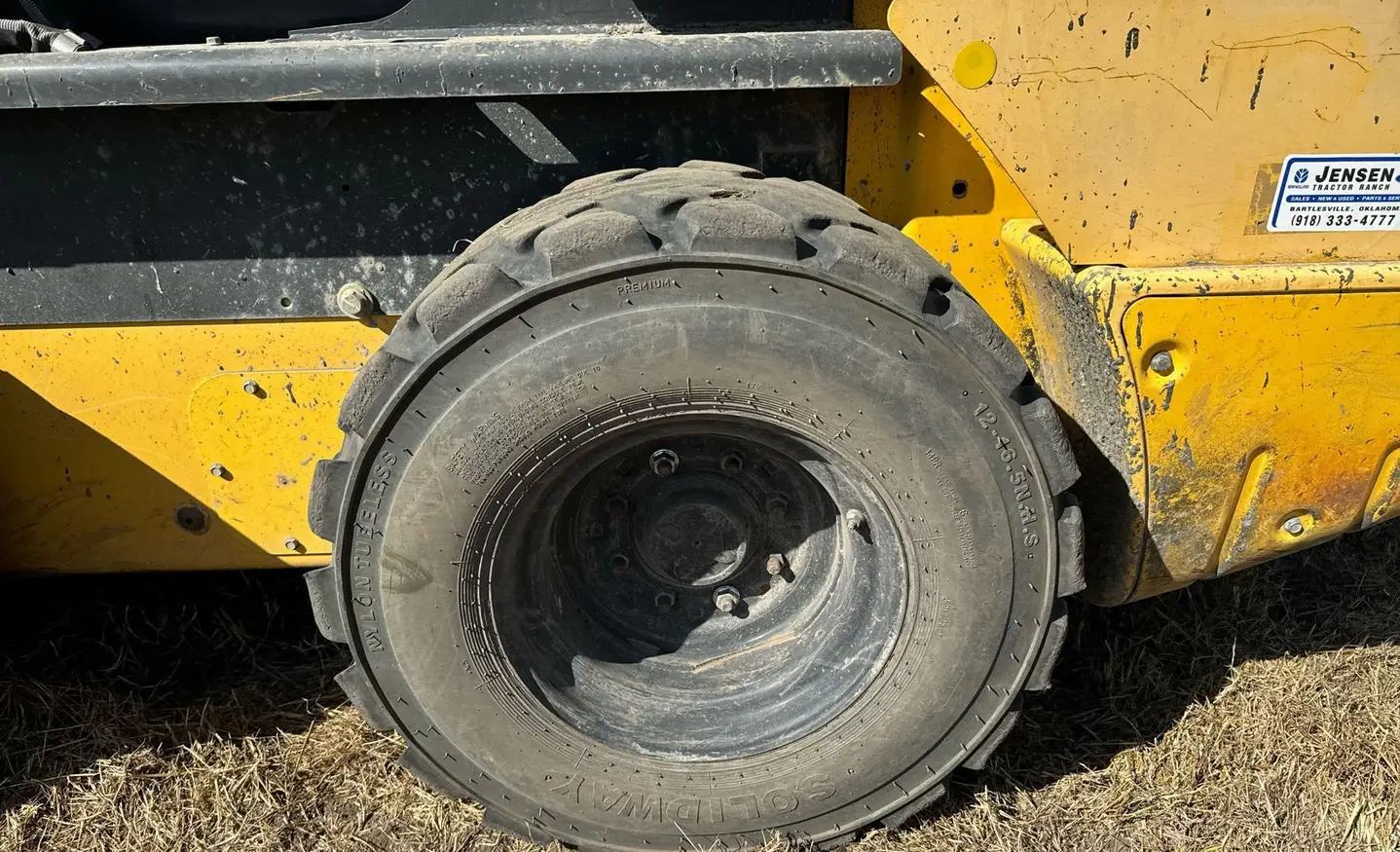 2019 New Holland L228 skid steer loader