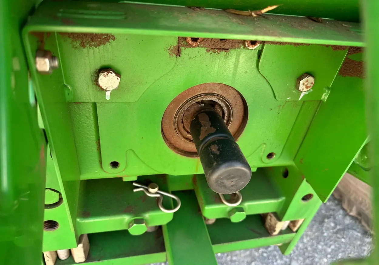 2021 John Deere 6110M MFWD tractor
