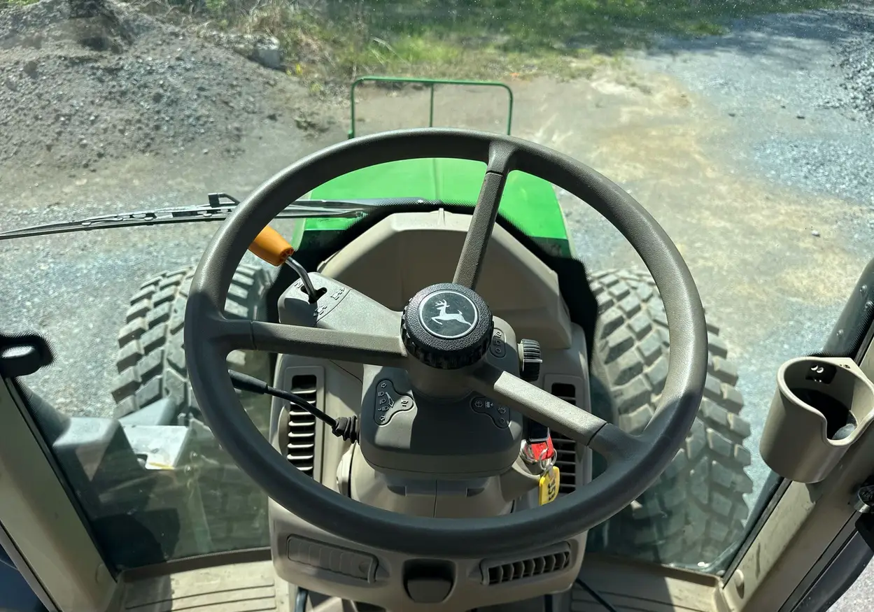 2021 John Deere 6110M MFWD tractor