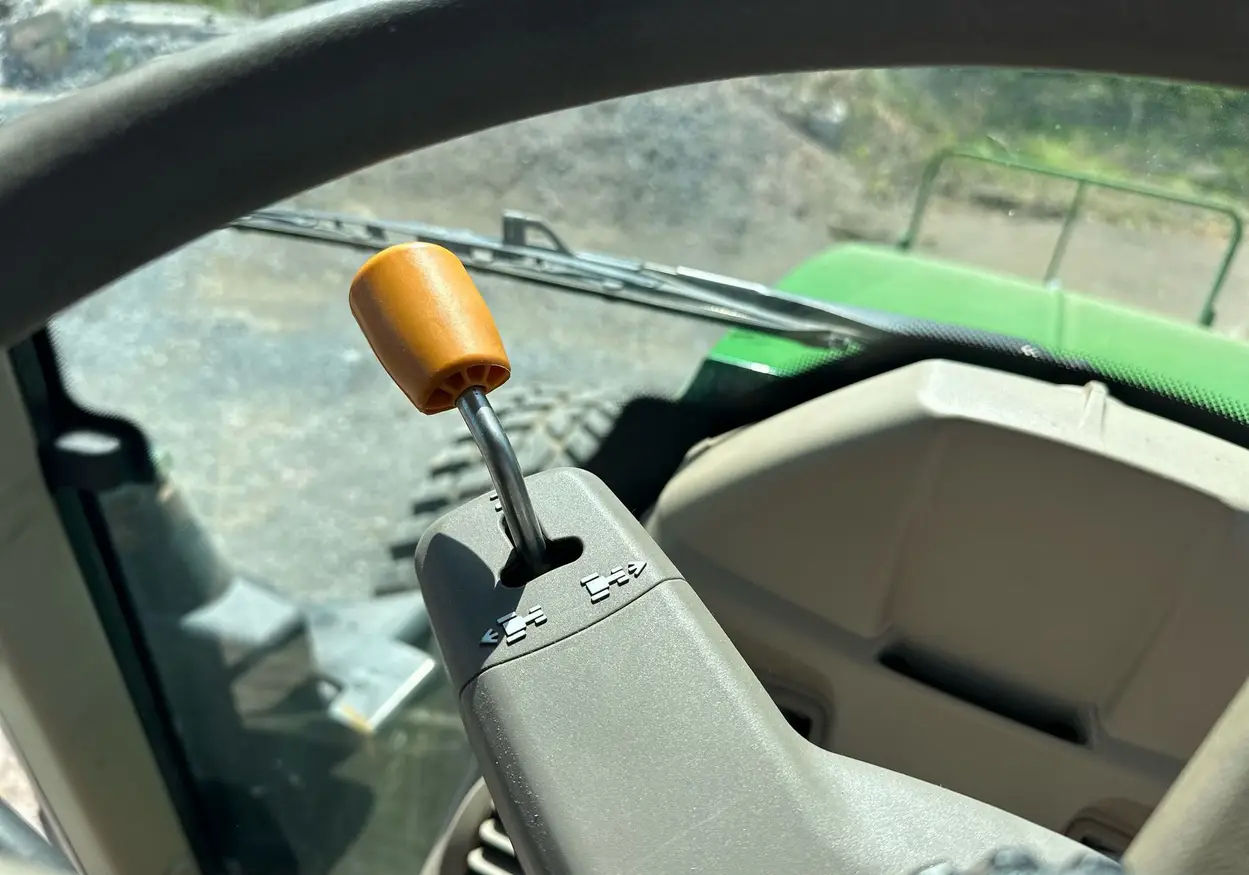 2021 John Deere 6110M MFWD tractor