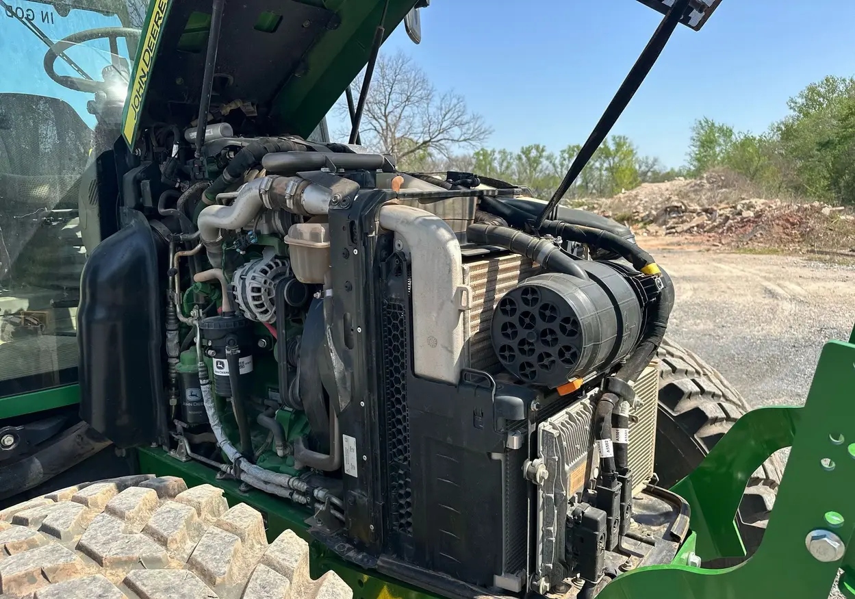 2021 John Deere 6110M MFWD tractor