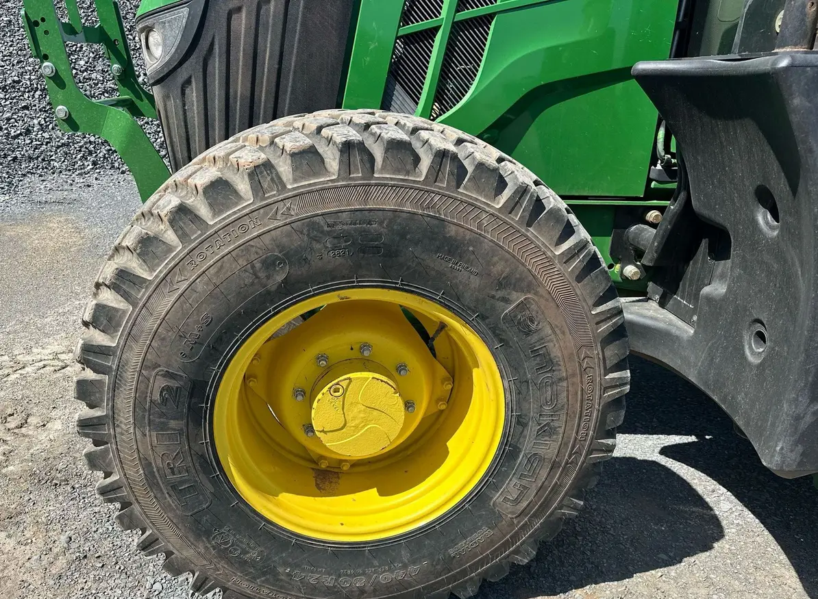 2021 John Deere 6110M MFWD tractor