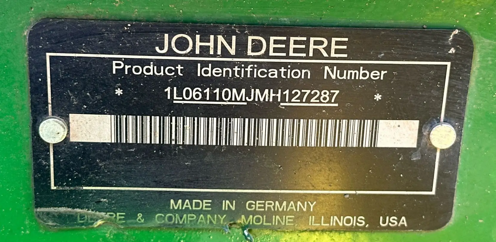 2021 John Deere 6110M MFWD tractor