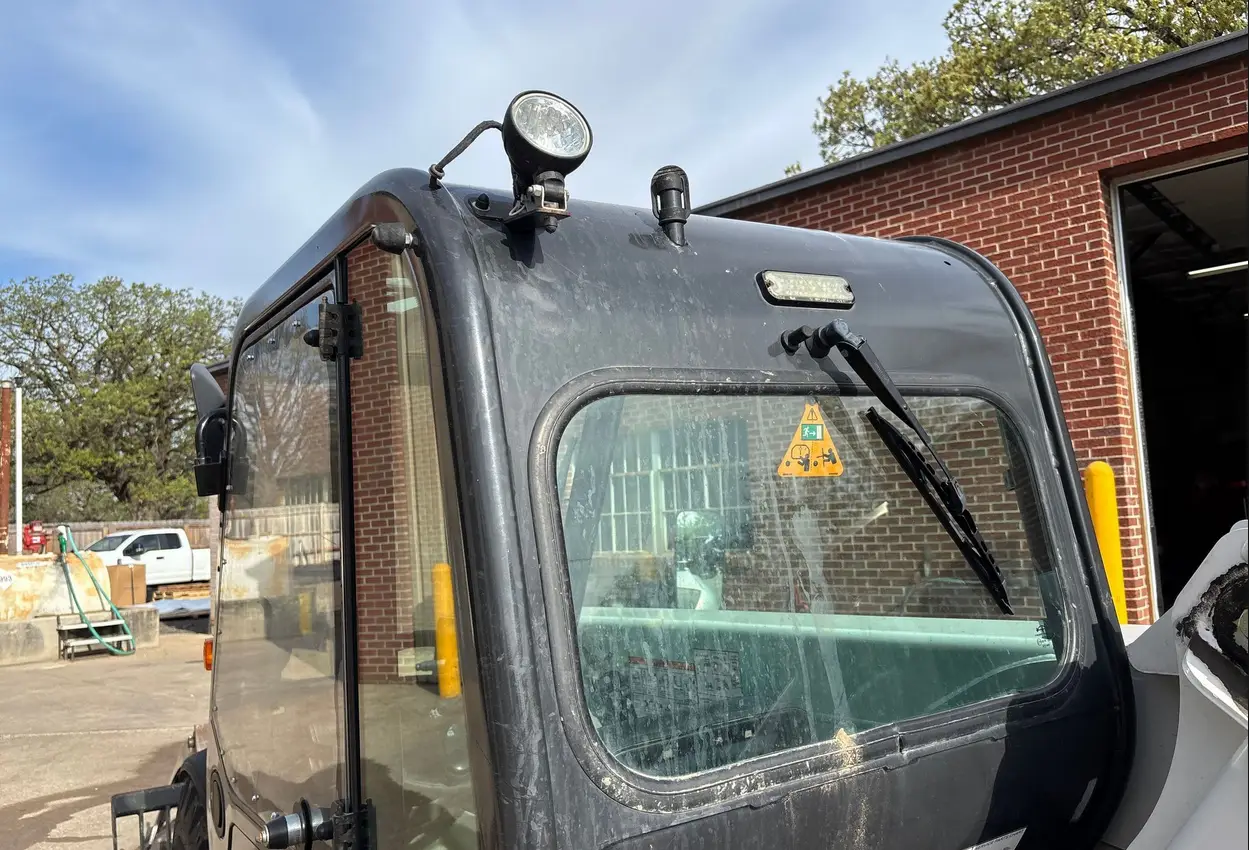 2016 Bobcat V417 telehandler