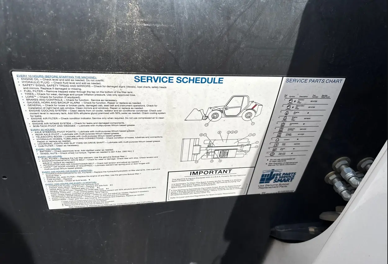 2016 Bobcat V417 telehandler