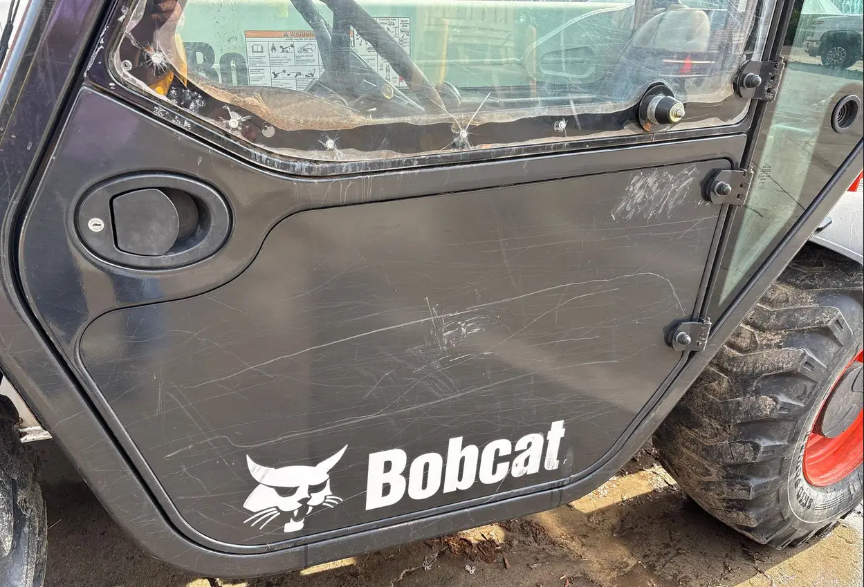 2016 Bobcat V417 telehandler