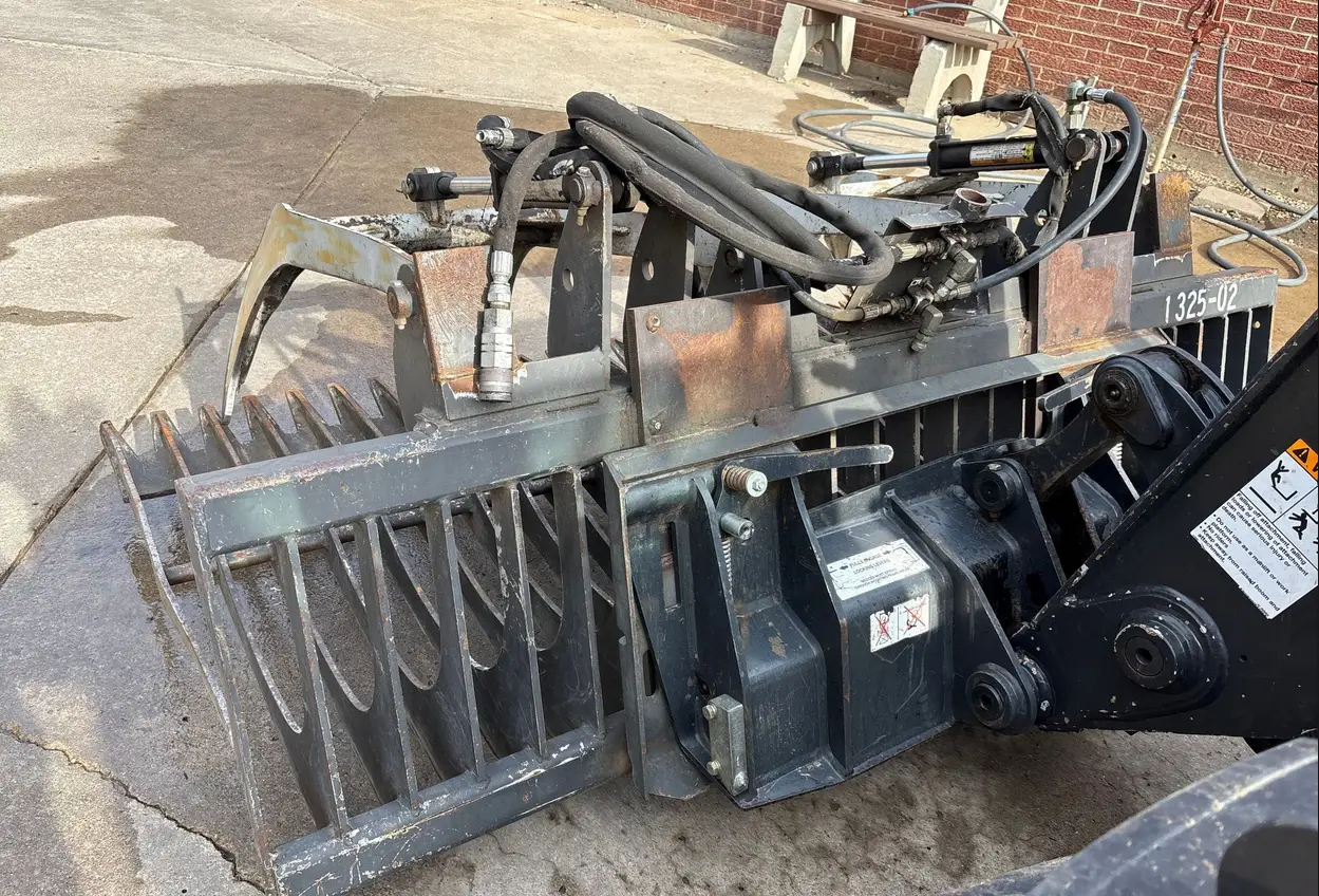 2016 Bobcat V417 telehandler