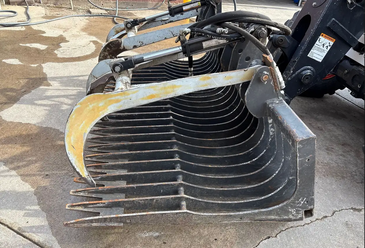2016 Bobcat V417 telehandler
