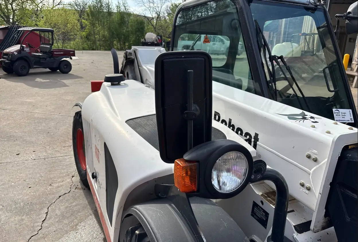 2016 Bobcat V417 telehandler