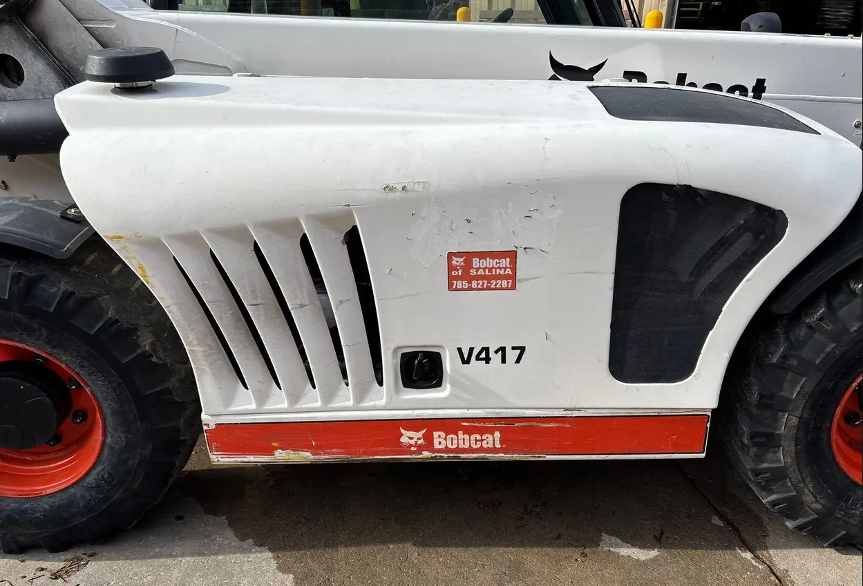2016 Bobcat V417 telehandler