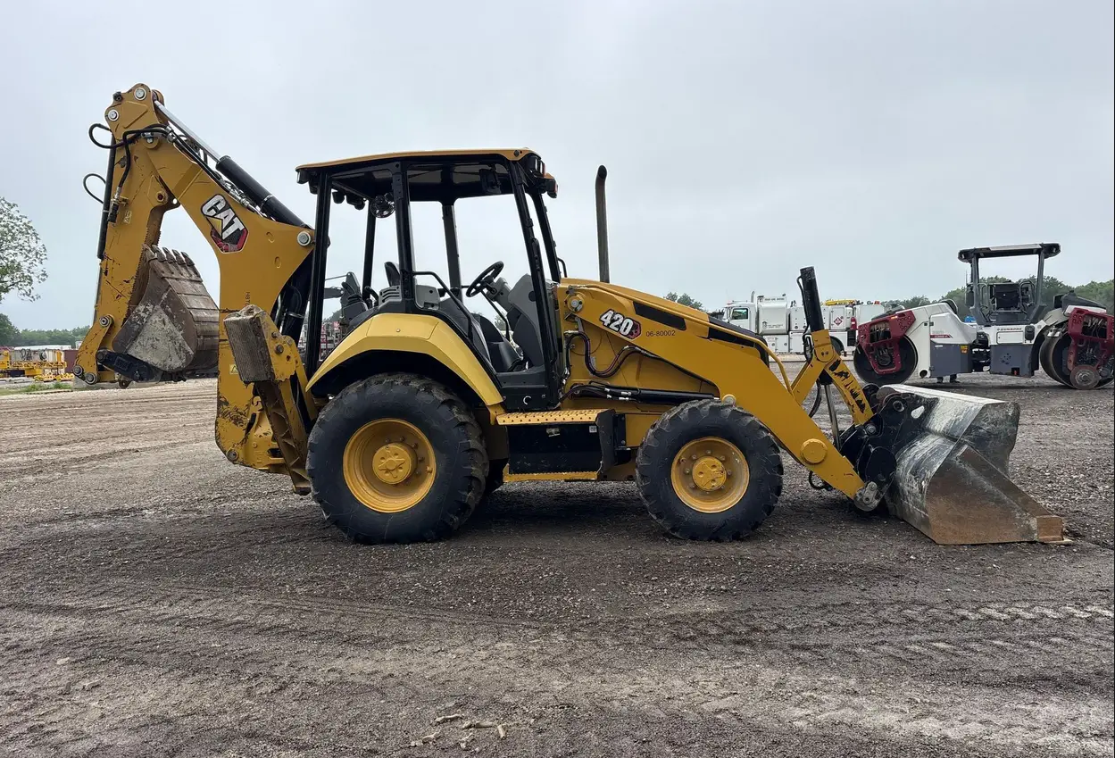 2022 Caterpillar 420 backhoe