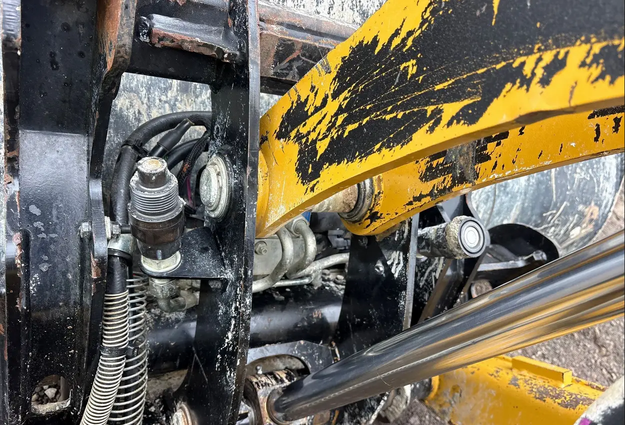 2022 Caterpillar 420 backhoe