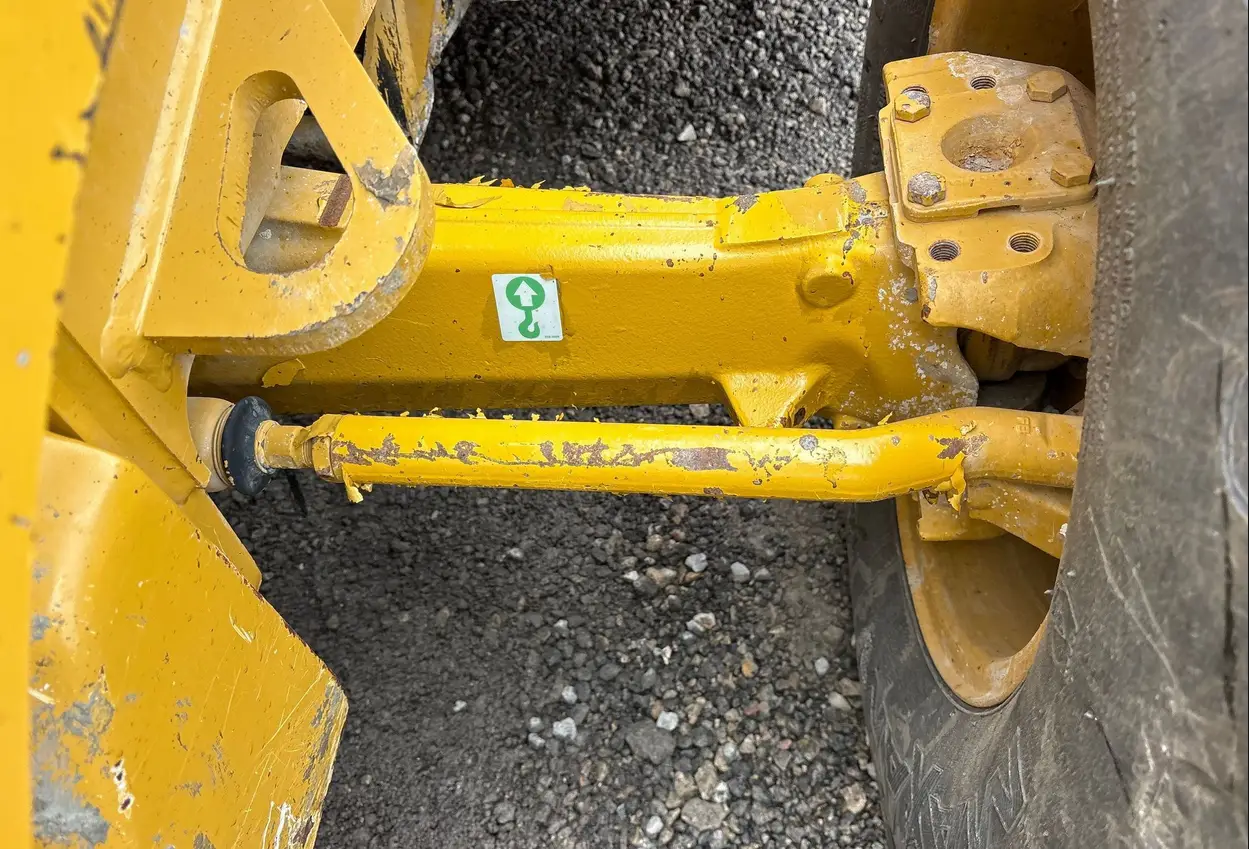 2022 Caterpillar 420 backhoe