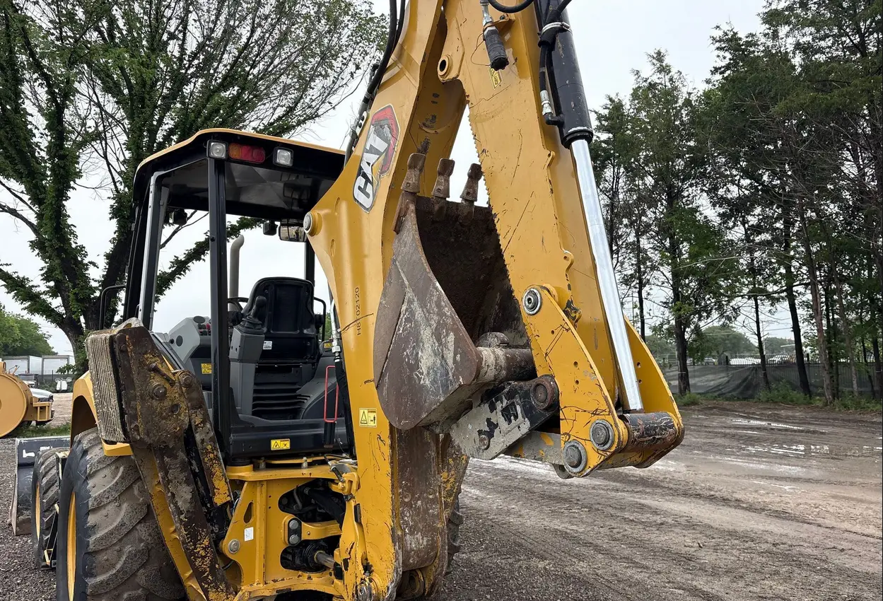 2022 Caterpillar 420 backhoe