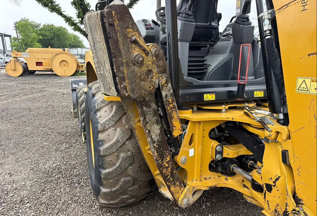 2022 Caterpillar 420 backhoe