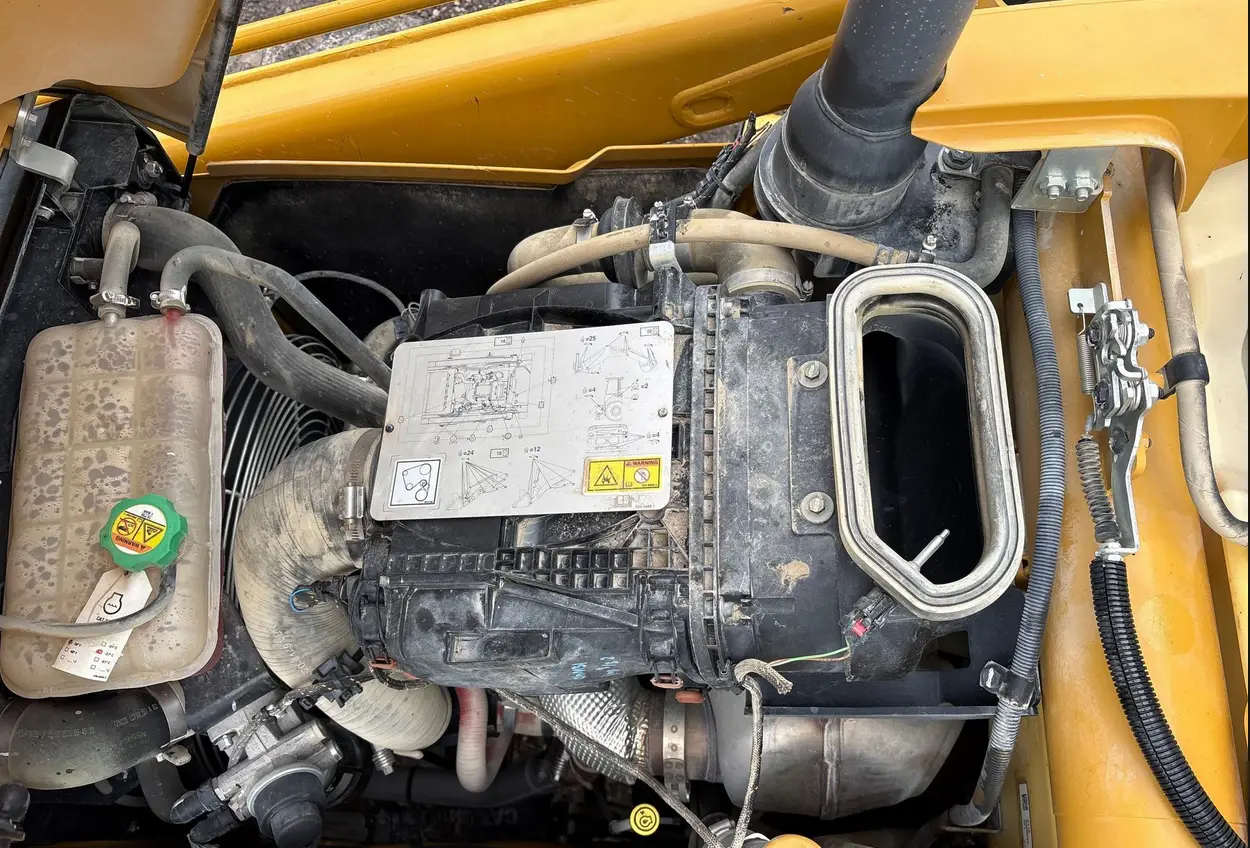 2022 Caterpillar 420 backhoe