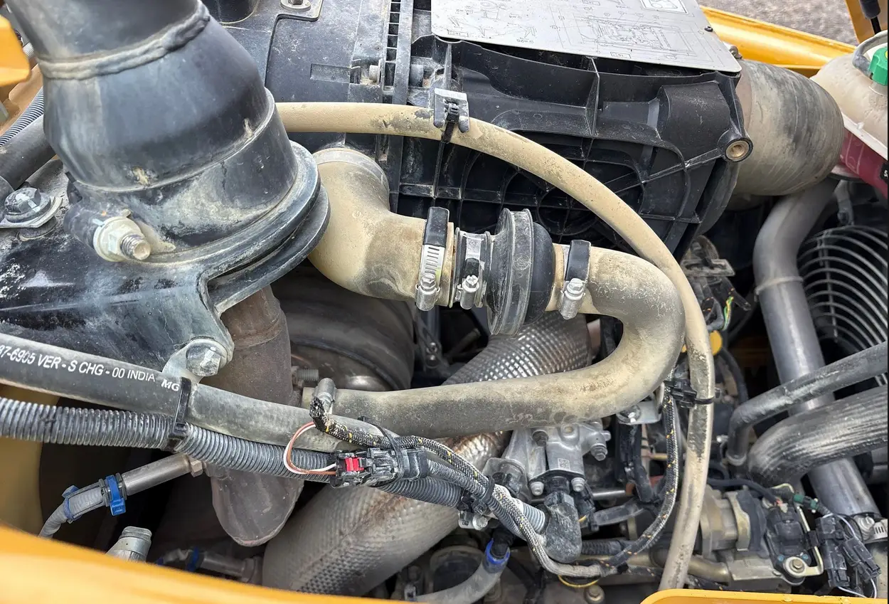 2022 Caterpillar 420 backhoe