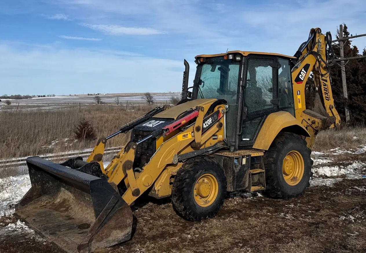 2017 Caterpillar 420F2 IT backhoe