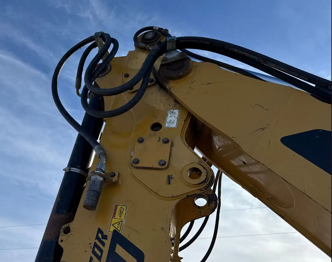 2017 Caterpillar 420F2 IT backhoe