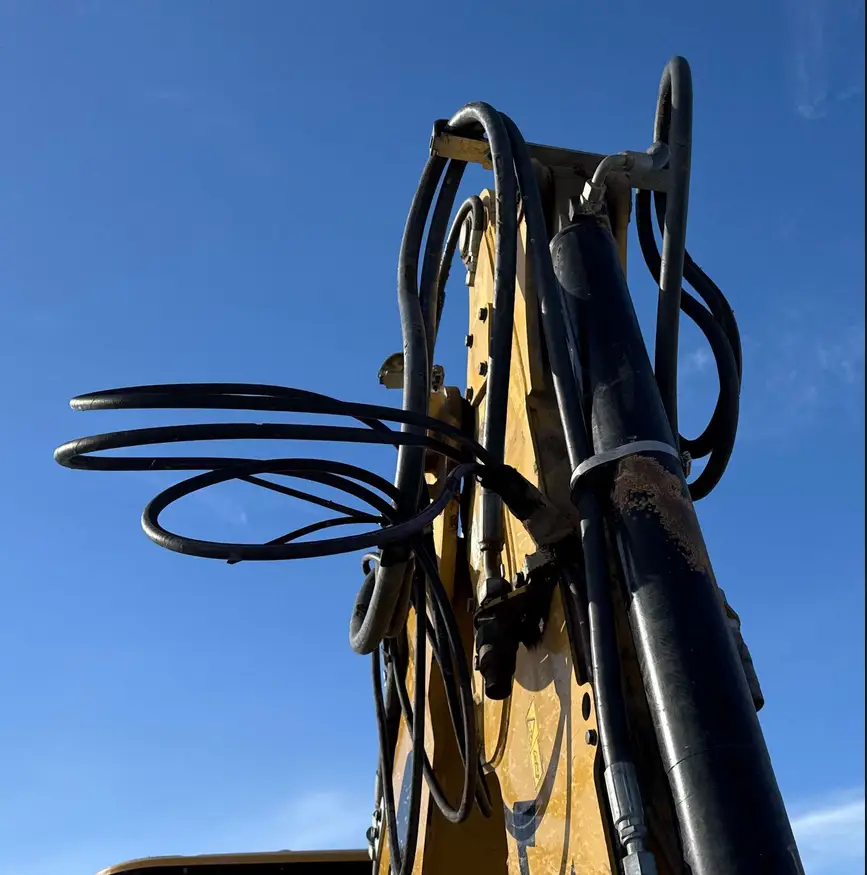 2017 Caterpillar 420F2 IT backhoe