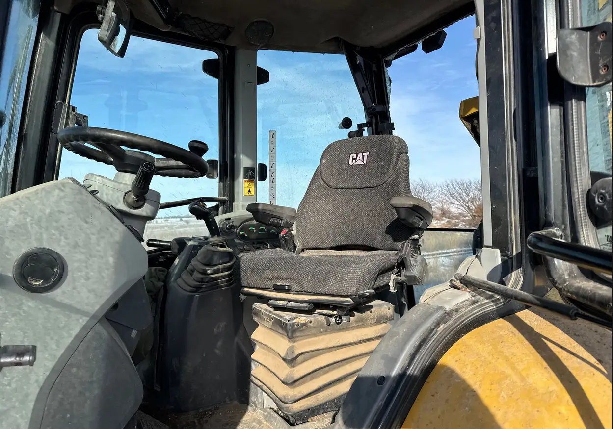 2017 Caterpillar 420F2 IT backhoe