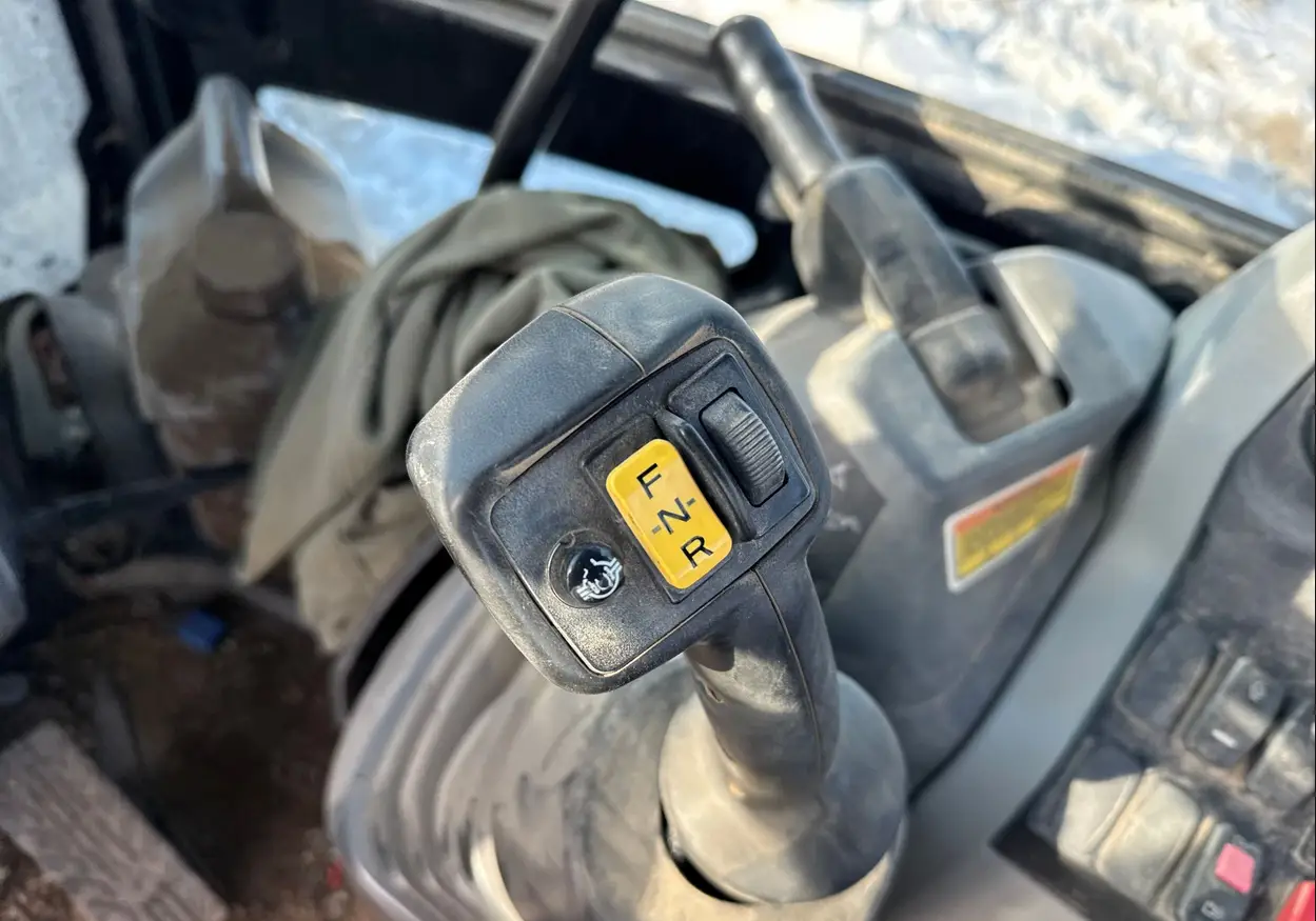2017 Caterpillar 420F2 IT backhoe