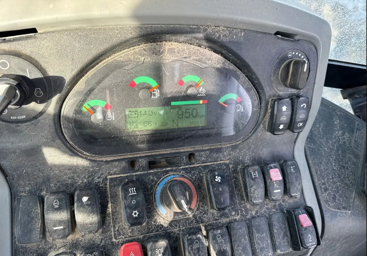 2017 Caterpillar 420F2 IT backhoe