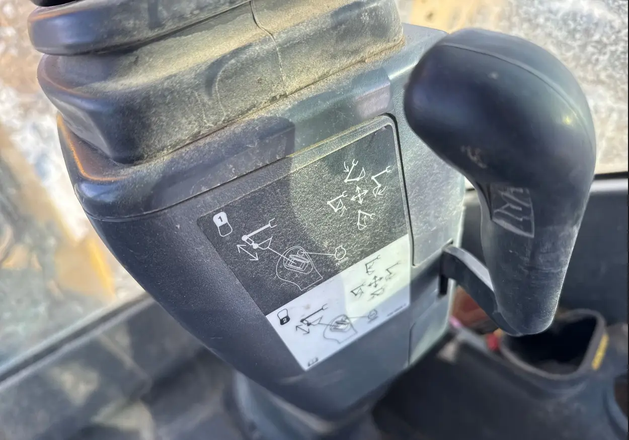 2017 Caterpillar 420F2 IT backhoe