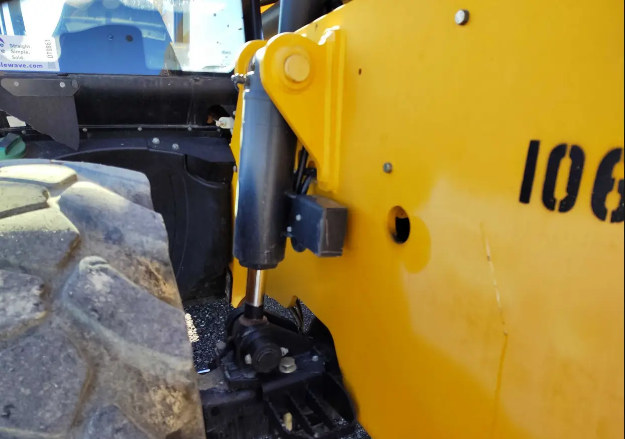 2017 JCB 510.56 telehandler