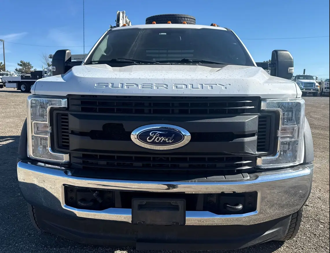 2018 Ford F450 Super Duty XL utility  service truck
