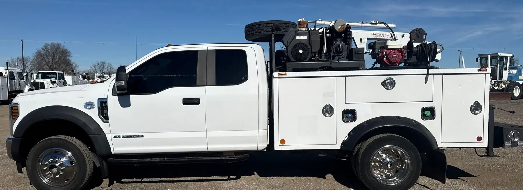 2018 Ford F450 Super Duty XL utility  service truck