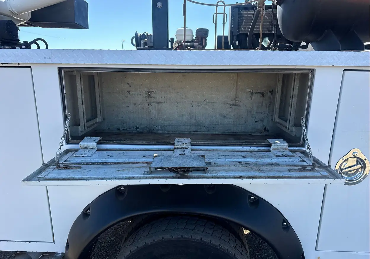 2018 Ford F450 Super Duty XL utility  service truck