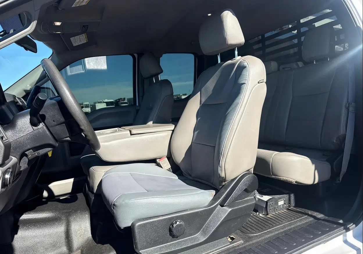 2018 Ford F450 Super Duty XL utility  service truck