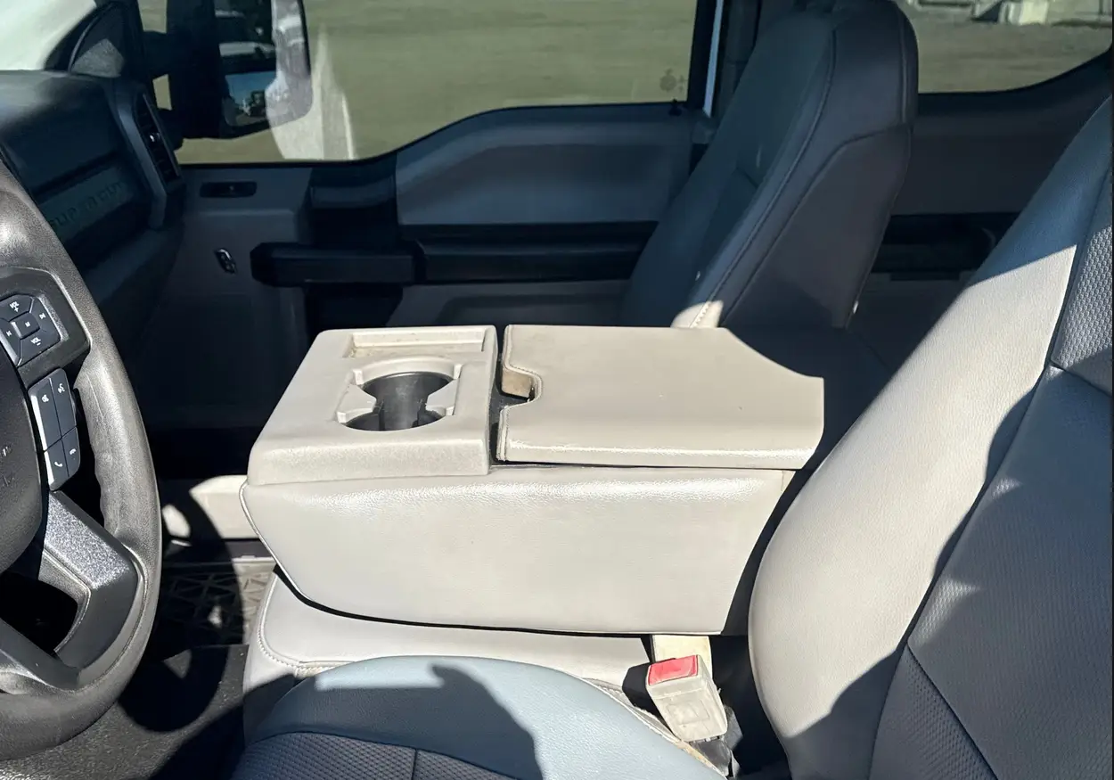 2018 Ford F450 Super Duty XL utility  service truck