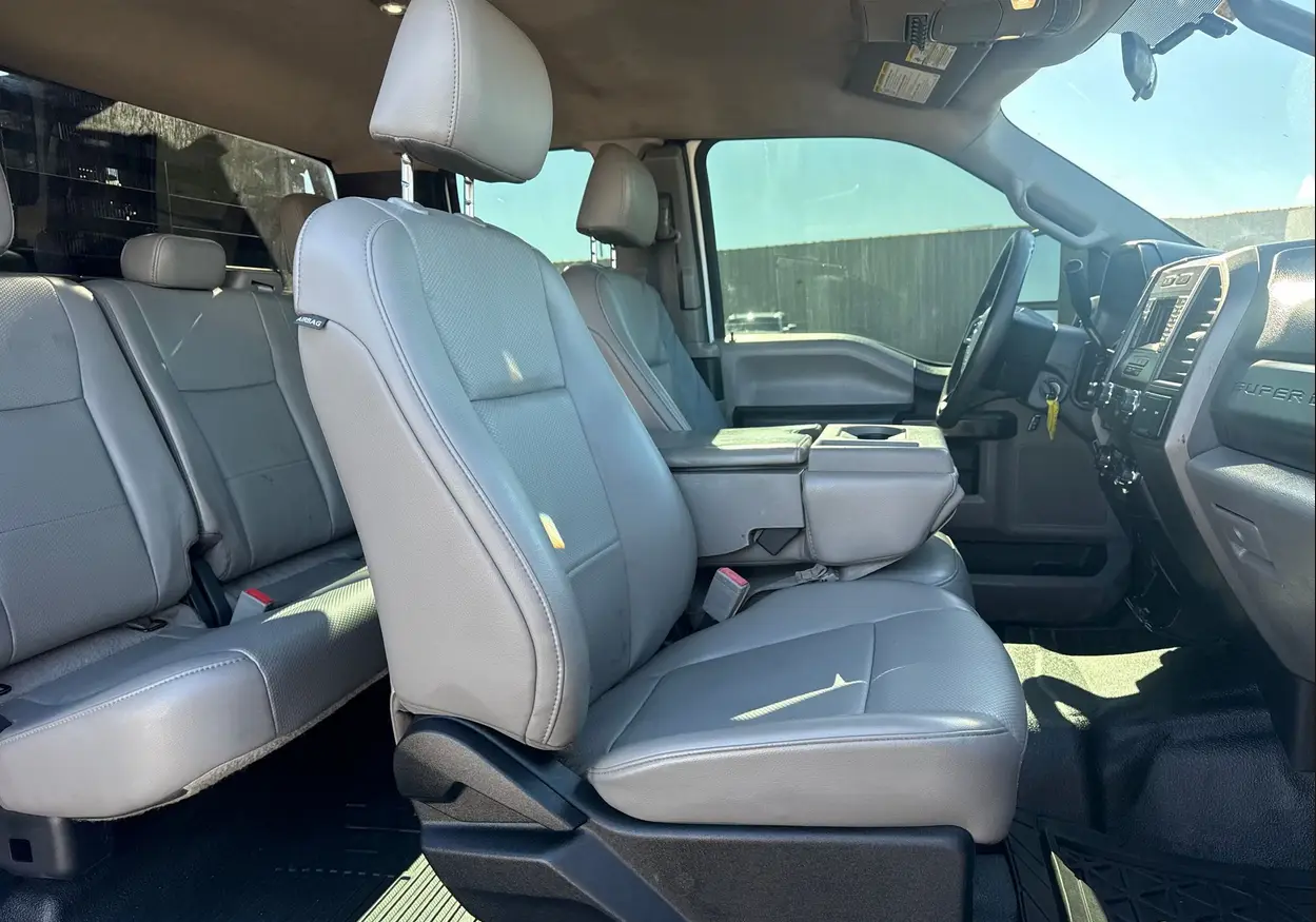 2018 Ford F450 Super Duty XL utility  service truck